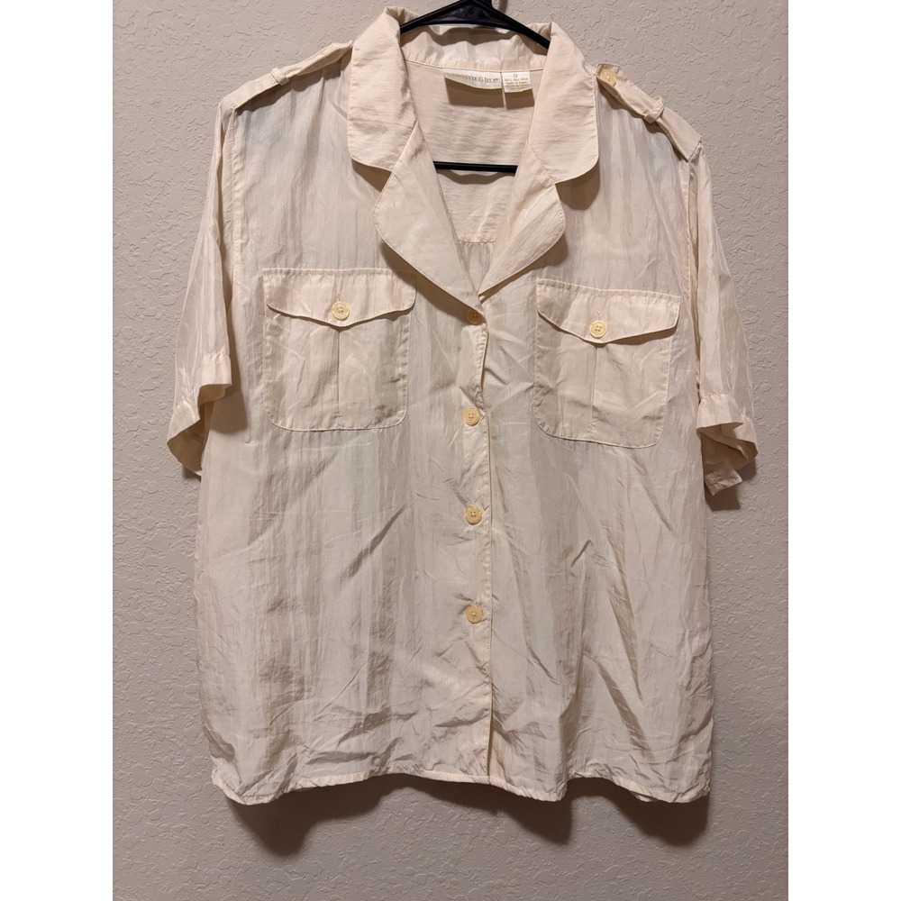 VTG 100% Silk Safari Shirt Sz 12 Cream Short Sleeve Gorpcore Utilitarian Blouse - Picture 2 of 14